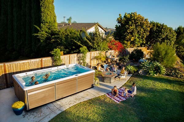 Hot Tub Landscaping Ideas - Mermaid Pool, Spa & Patio