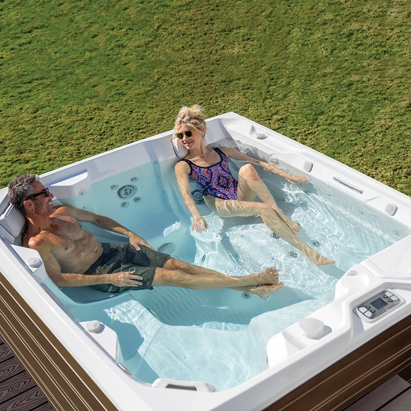 Should You Visit a Hot Tub Expo, Fair, or Blow Out? How to Shop Smart - Hot  Spring Spas